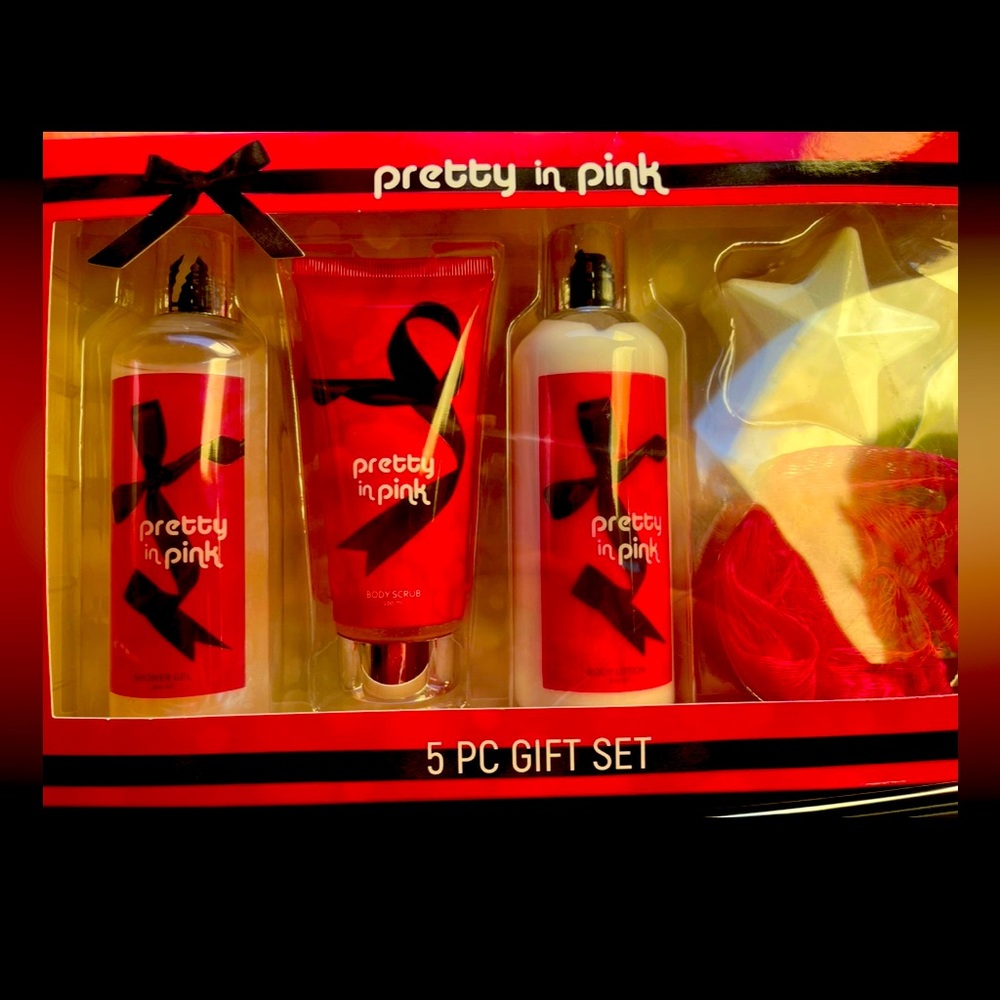 Frida And Joe Pretty in Pink 5 Piece Gift Set